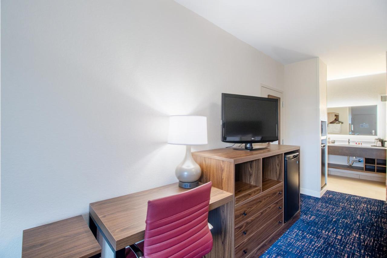 Econo Lodge Inn & Suites Foley-North Gulf Shores Kültér fotó
